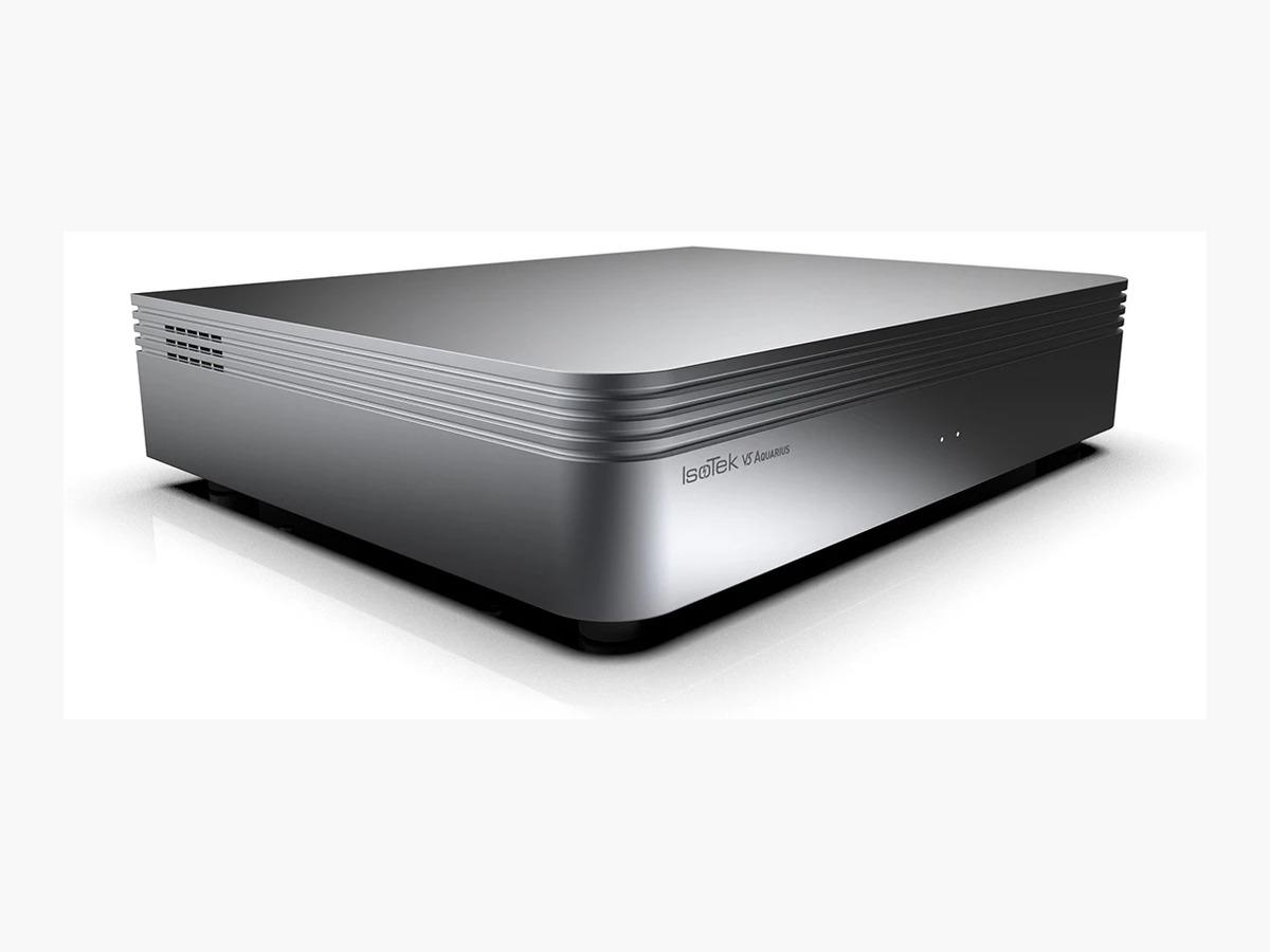 IsoTek V5 Aquarius Power Conditioner with Advanced Filtration